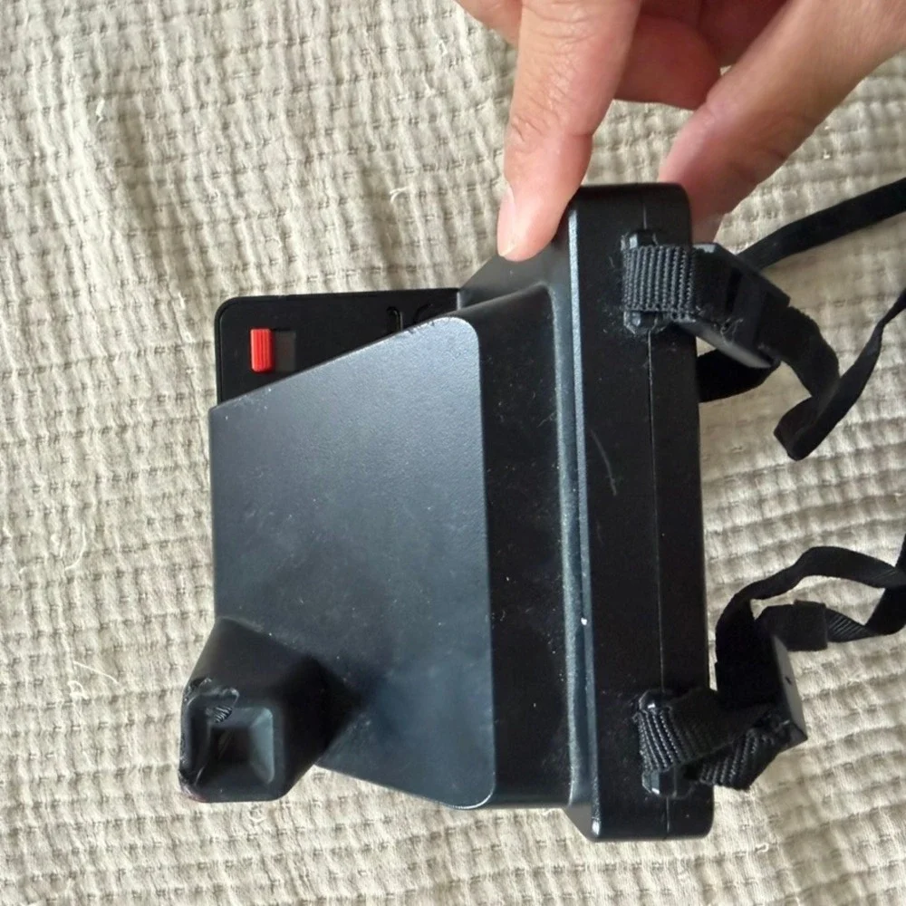 Polaroid onestep+ instant